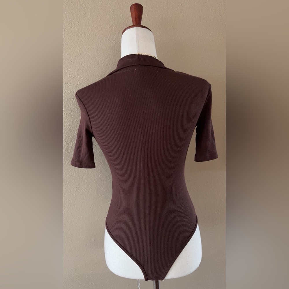 Brown Ribbed Button-Up Bodysuit - Picture 4 of 13